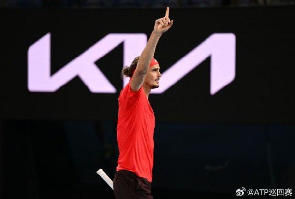 澳网首日兹维列夫3-0开门红 锦织圭演超级大逆转