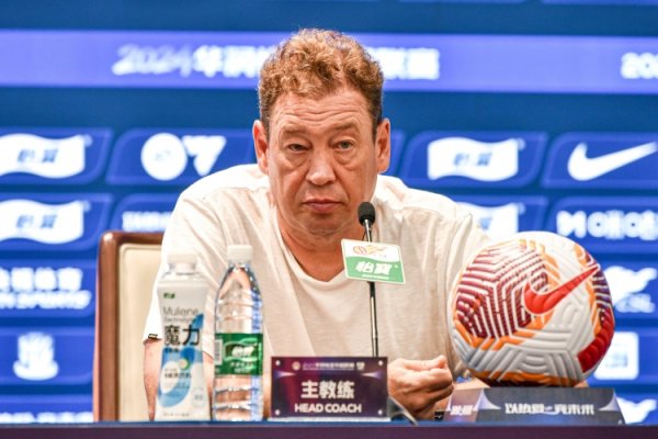 斯卢茨基：要尽全力打好最后5轮 自我心态调整是职业球员必备素