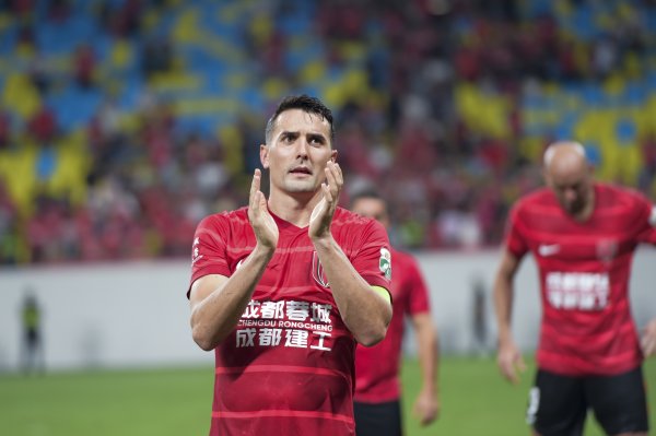 记者：中超球队好好踢亚冠不是不能一战，关键是态度