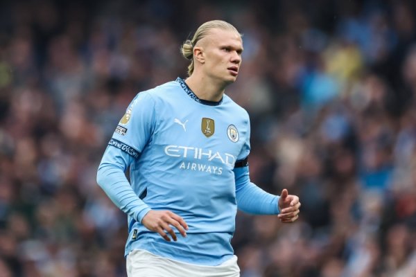 独一档！哈兰德加盟英超后客场应战    轰入42球，同期第二