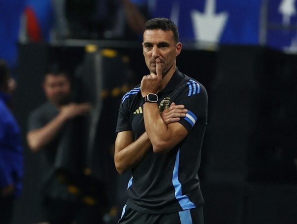 斯卡洛尼：帕斯和马斯坦托诺是阿根廷的重要球员，未来他们能共存