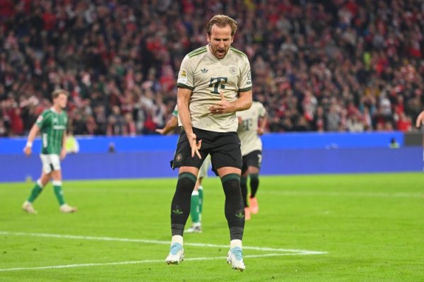 凯恩加盟拜仁前三个赛季已在欧冠打进24球，跨越  莱万同期数